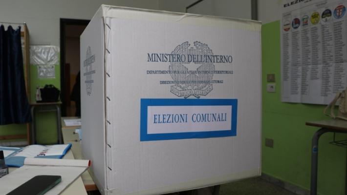 Valle d'Aosta si costituisce contro Governo su election day
