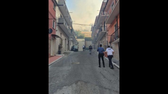 Nuovo incendio a San Giovanni Rotondo, evacuate 50 persone