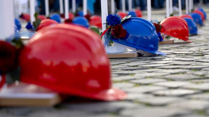 Cade dal ponteggio, operaio 55enne muore nell'Aquilano