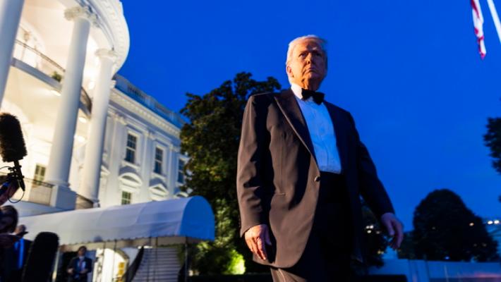 Leader dem denuncia,con Trump sulla strada della dittatura