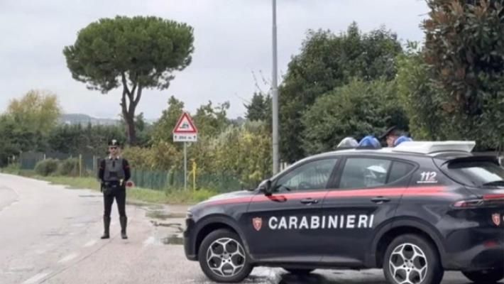 Auto rubata con materiale sospetto nel Tarantino,forse esplosivo