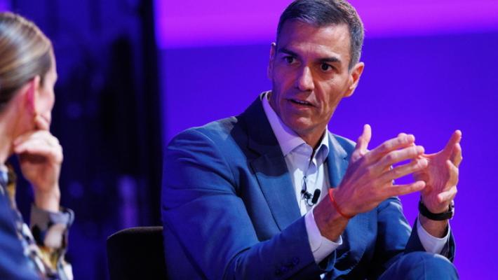 Sanchez vuole blindare il diritto all'aborto in Costituzione