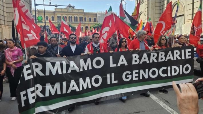 Sciopero generale, migliaia di persone per corteo a Palermo