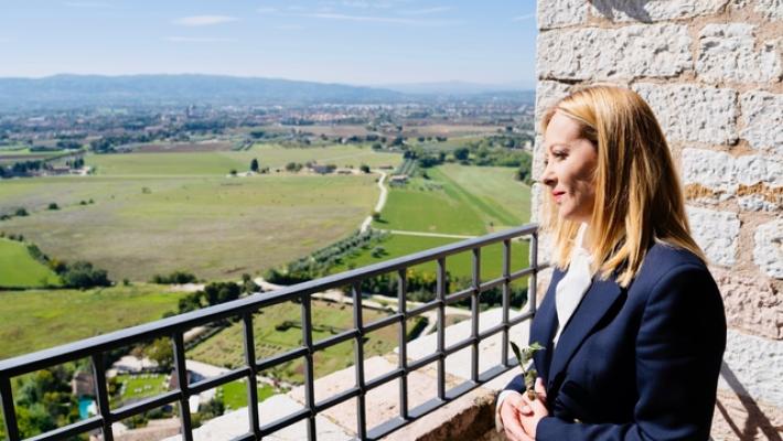Meloni,grazie a forze dell'ordine, vicinanza a agenti feriti