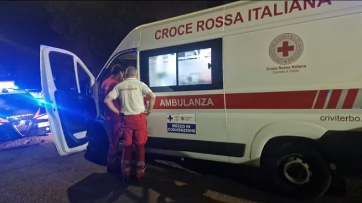 Auto contro albero nel Viterbese, un morto e un ferito grave