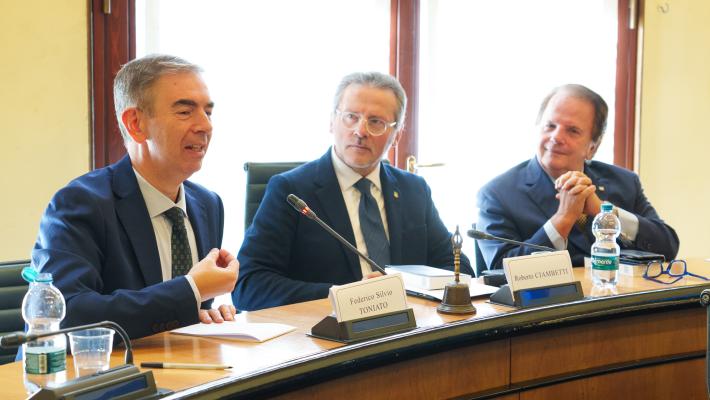 Comunicato Stampa: CRV - Presentato il Codice Parlamentare di Federico Silvio Toniato, Segretario generale del Senato