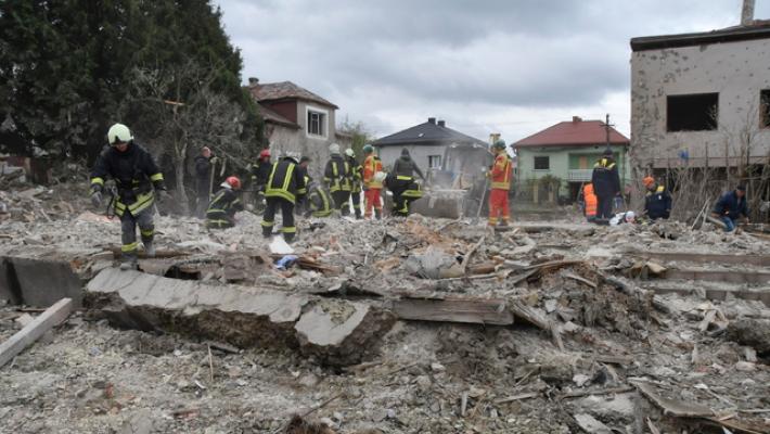 Ucraina: Droni sulla Poltava, colpiti edifici amministrativi