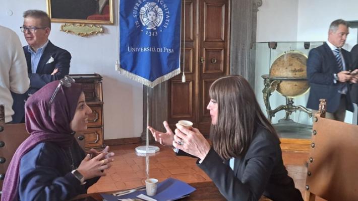 Bernini vede studentessa palestinese e prof aggredito da proPal