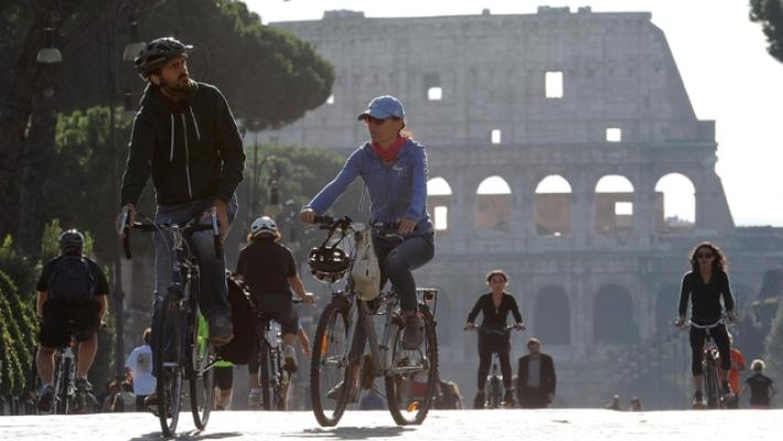 Ultimo week-end con clima da ottobrata, sole e mare caldi