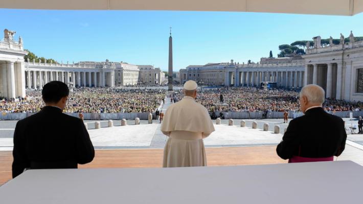 Il Papa, attenti alle strumentalizzazioni della fede