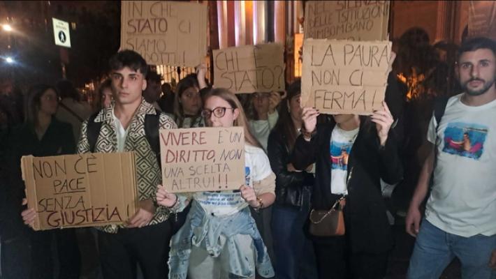 Mille in marcia contro la violenza a Palermo