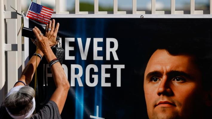 Trump assegna a Charlie Kirk la medaglia della libertà