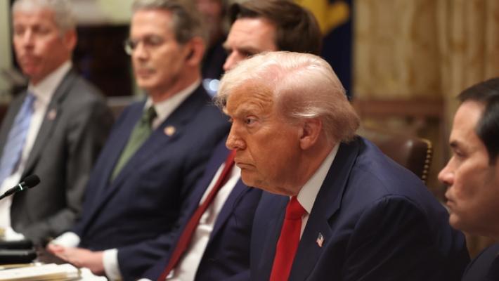 Trump avverte la Cina, valuto rottura su olio da cucina