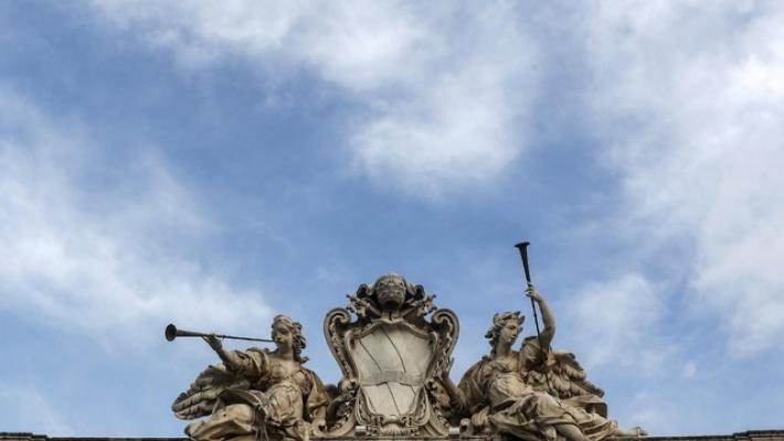 'Consentire a Regioni in deficit la spesa per investimenti'