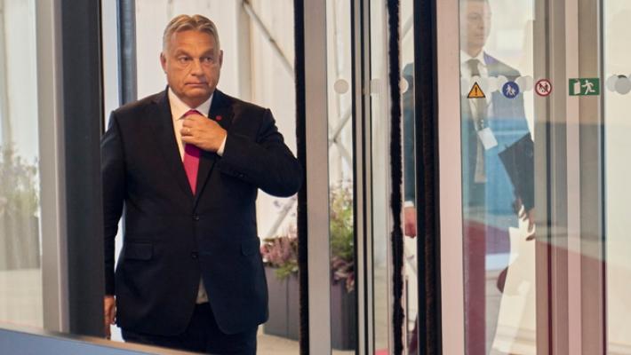 Orban, 'oggi parlerò con Putin del vertice con Trump'