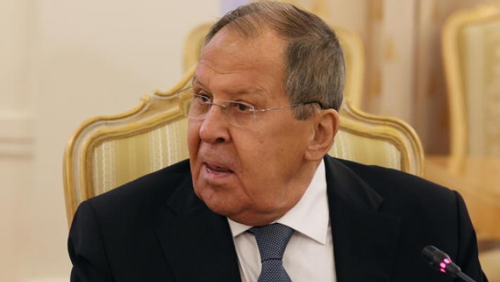 Lavrov, 'solidarietà con Venezuela contro minacce esterne'