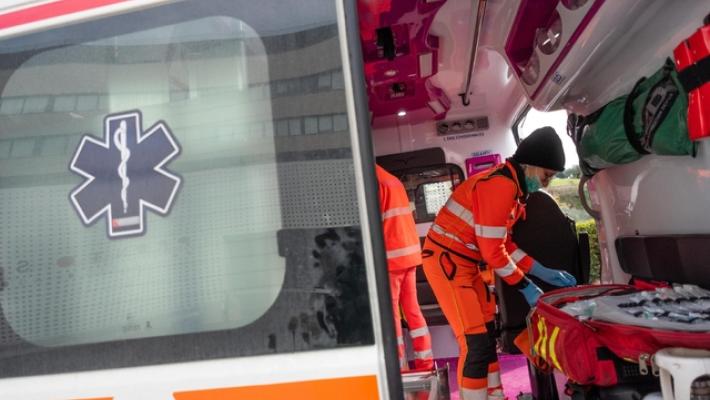 Bimbo cade dalla finestra a Roma, gravissimo