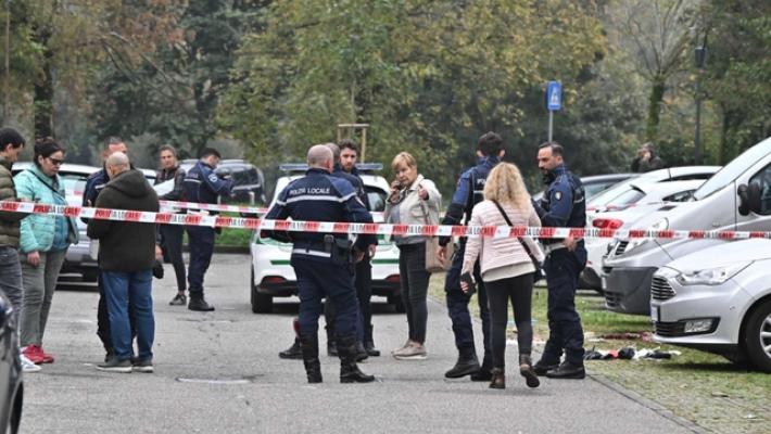 Donna ferita al volto con un coltello a Milano, è grave