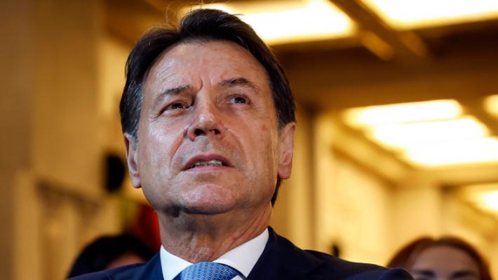 Conte a Meloni, si è fatta spiegar male utili delle banche