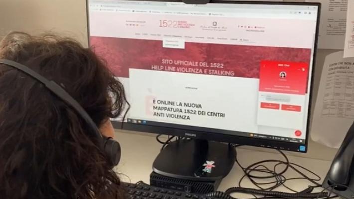 Numero antiviolenza 1522 torna a Differenza Donna, sentenza Tar