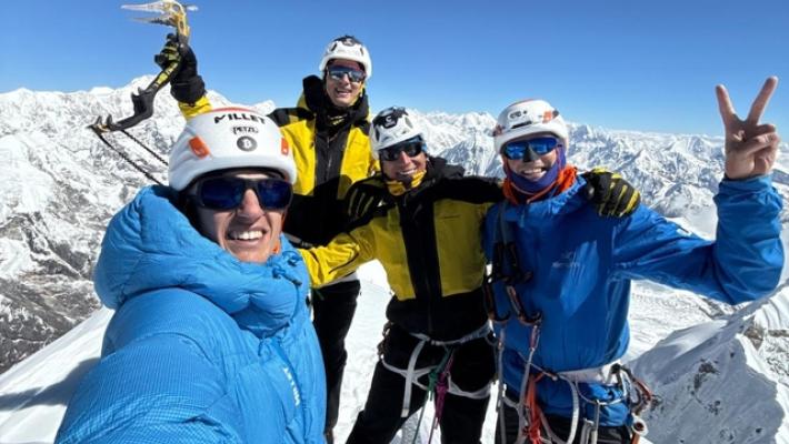 Italiani e austriaci conquistano una vetta himalayana inviolata