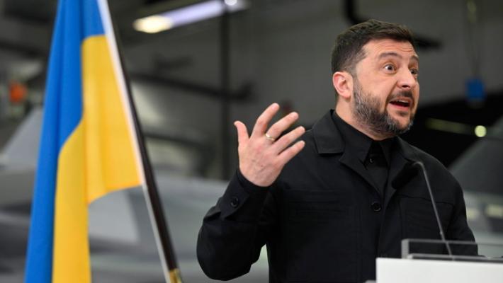 Zelensky, 'cessate fuoco possibile, far pressione sulla Russia'