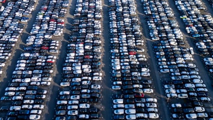 Leader Ue, avanti riesame norme su stop a benzina e diesel