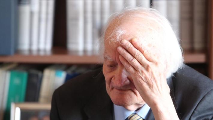 Su sparizione guanto killer Mattarella spunta nome Contrada