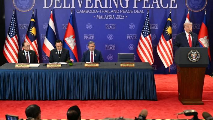 Firmato accordo di pace Thailandia-Cambogia con Trump