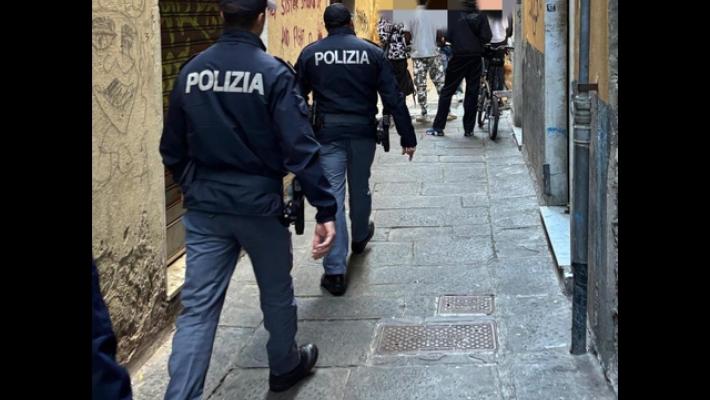 Ragazza incinta ferita a coltellate a Genova