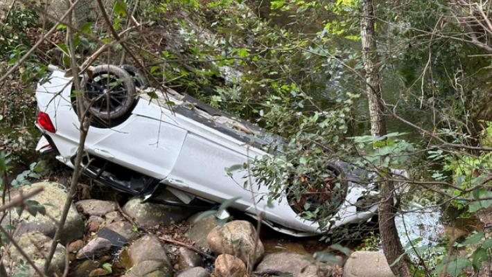 Auto giù dal ponte in Gallura, la procura apre un'inchiesta