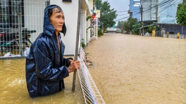 Alluvione in Vietnam, almeno dieci vittime e cinque dispersi