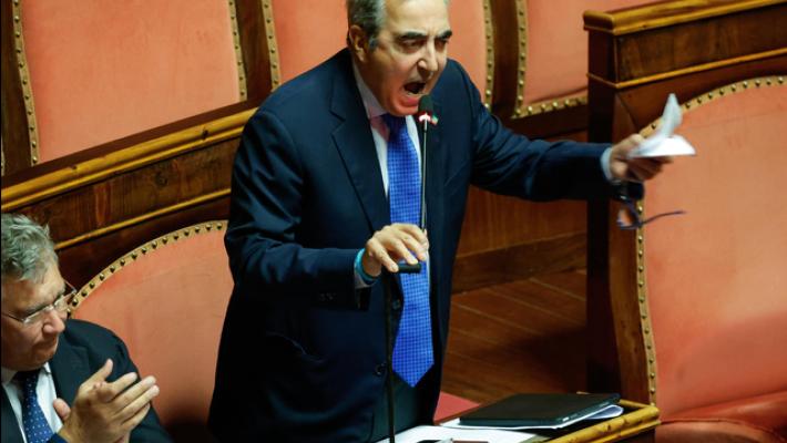 Gasparri, maggioranza raccoglierà per prima firme referendum