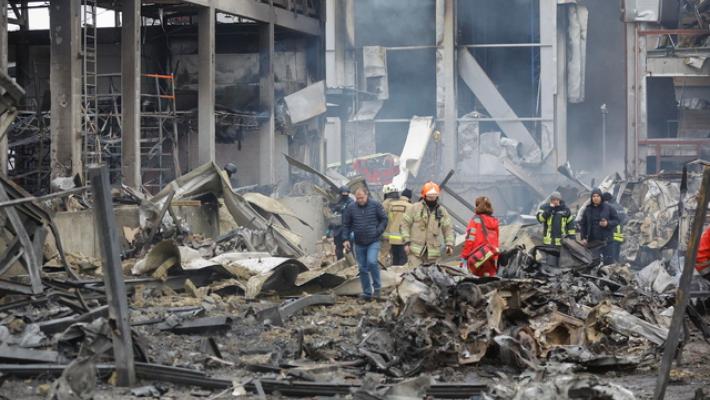 Kiev, 'colpite varie centrali, black-out in tutta Ucraina'