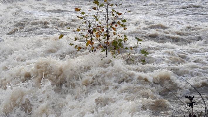 Allerta arancione per rischio piene nel Bolognese e Ravennate