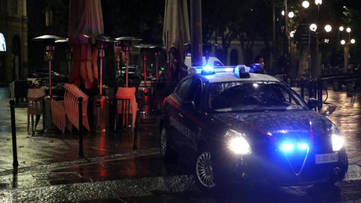 Gestiva spaccio per il clan Calajò, donna arrestata con altri 18