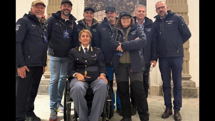 Poliziotta cuneese prima pilota mongolfiera con disabilità