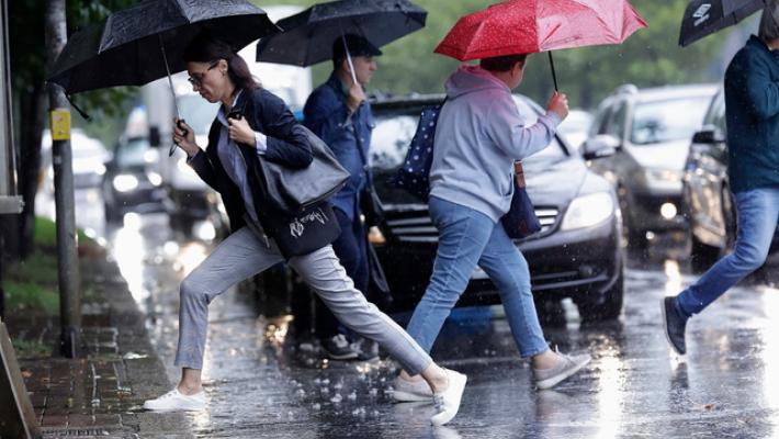 Fine ottobre con tempo instabile, piogge al Nord nel weekend