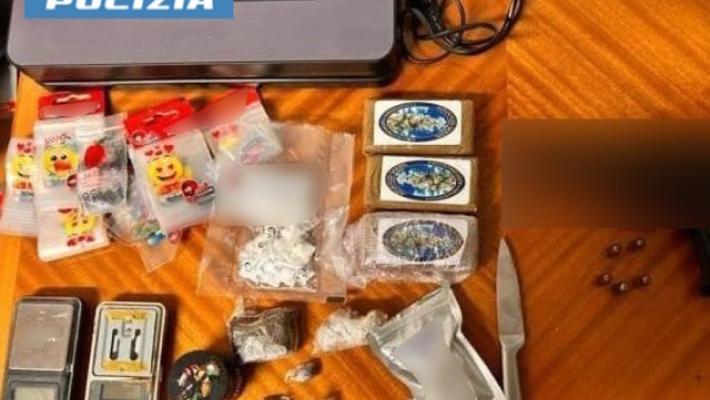 Droga e ordigni in pizzeria, arrestato 24enne nel Milanese