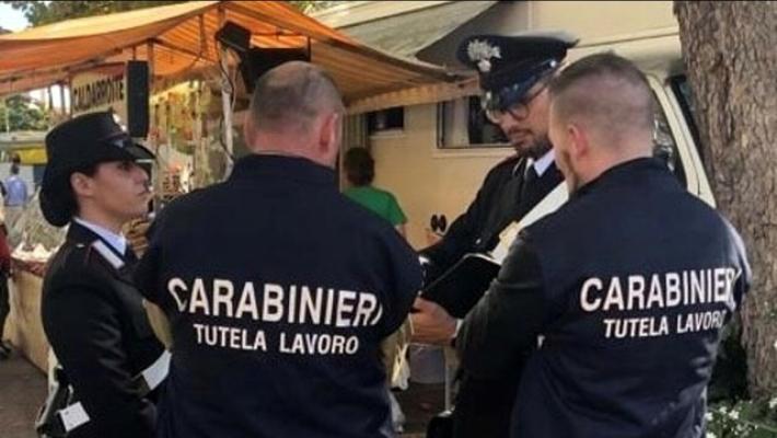Cade da silos a 10 metri altezza, morto giovane operaio