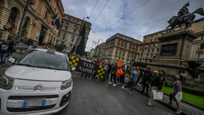 Incostituzionali gli obblighi imposti agli Ncc