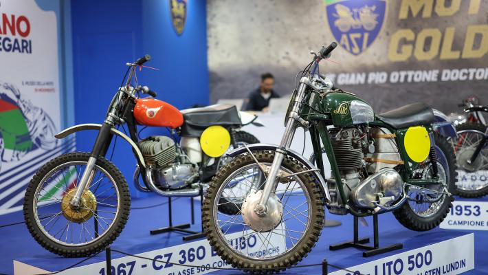 Comunicato Stampa: PRESENTATA AD EICMA 2025 LA COLLEZIONE ASI MOTOCROSS GOLDEN ERA