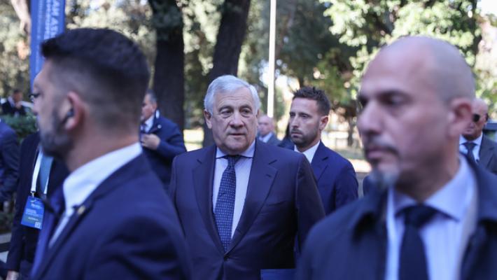 Tajani, 'Cgil è sempre contro, Landini forse ha mire politiche'