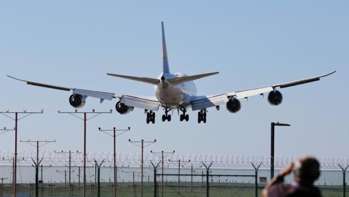 Oltre 1.600 voli cancellati oggi negli Usa per lo shutdown