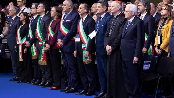 Mattarella, non possiamo trascurare le nuove povertà