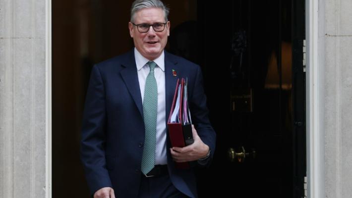 Starmer ribadisce difesa di 'una Bbc forte e indipendente'