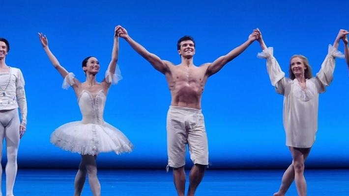 Roberto Bolle affascina Londra sul palco del Sadler's Wells