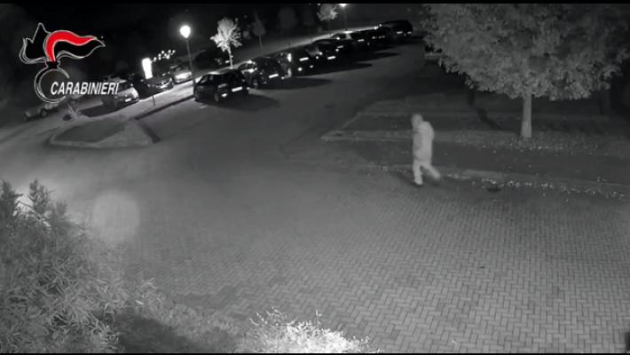 Indagata la compagna di Del Grande, l'avrebbe aiutato nella fuga