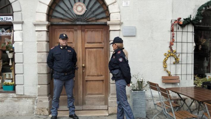 Uccide figlio: il piccolo aveva uno smartwatch di allarme