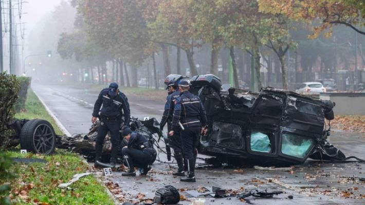 Suv contro auto a Milano, morto il 20enne